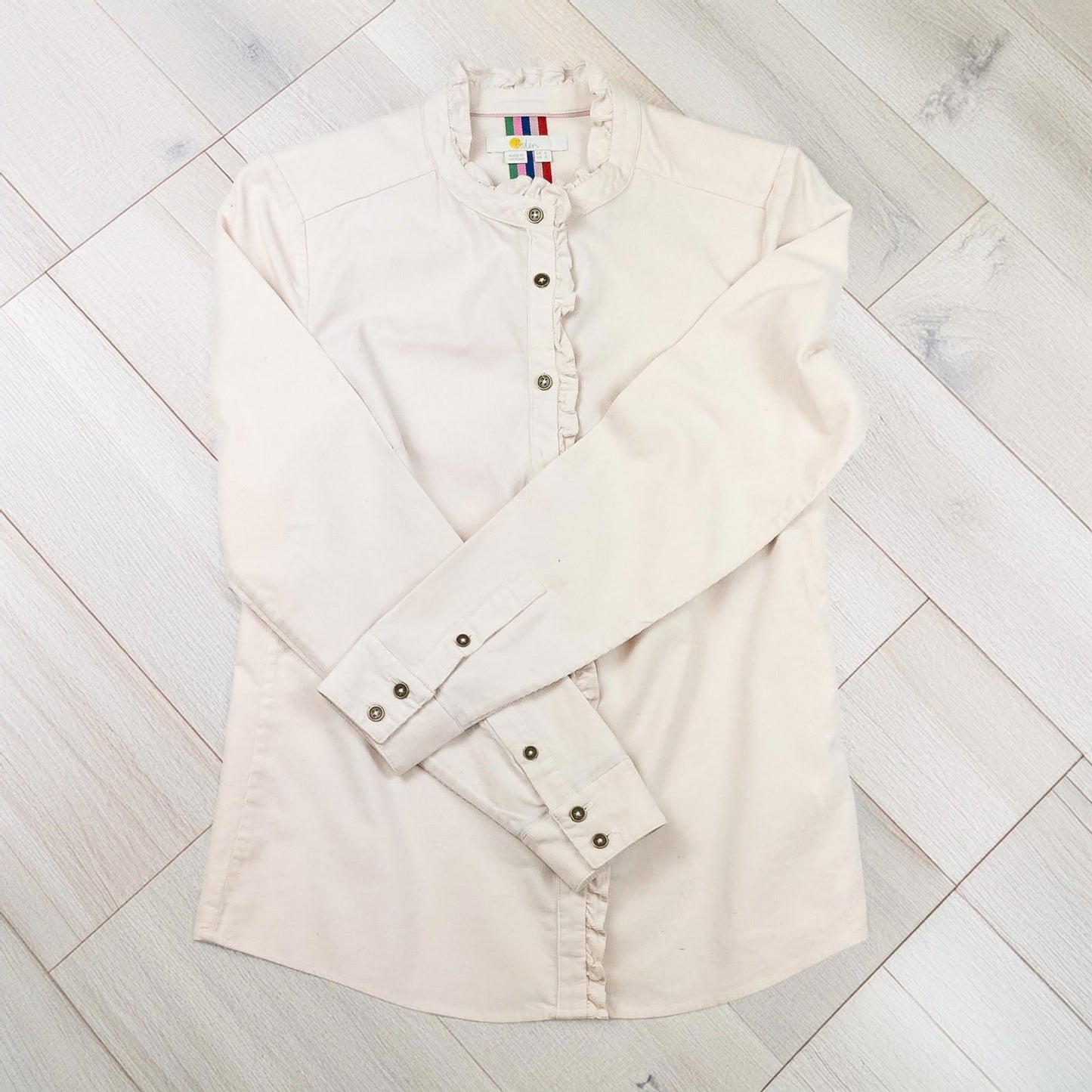 Boden Woman Cream Corduroy Shirt Size UK 6 Needlecord Ruffle Trim Cotton Top by Boden – | RewearableUK