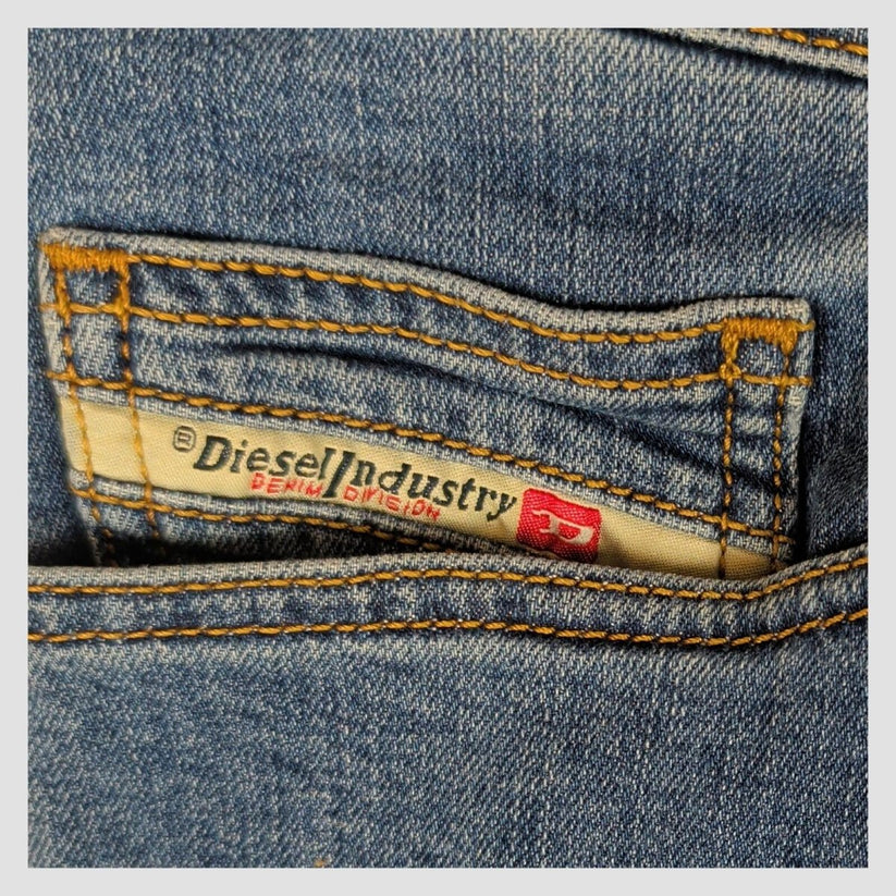 Diesel D Luster Mens Classic Blue Slim Fit Stretch Denim Jeans Size W30 L34 by DIESEL – | RewearableUK
