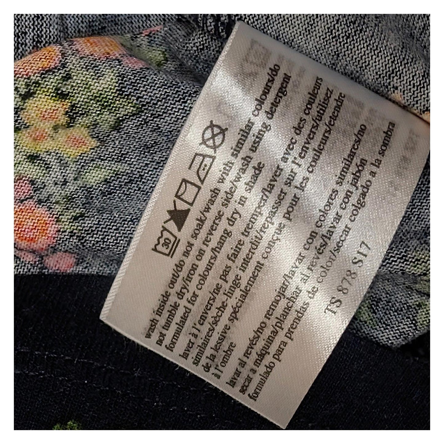 Laura Ashley Navy Floral Chevron Top Size UK 18 Viscose Boho Ruffle Sleeve Blous by Laura Ashley – | RewearableUK