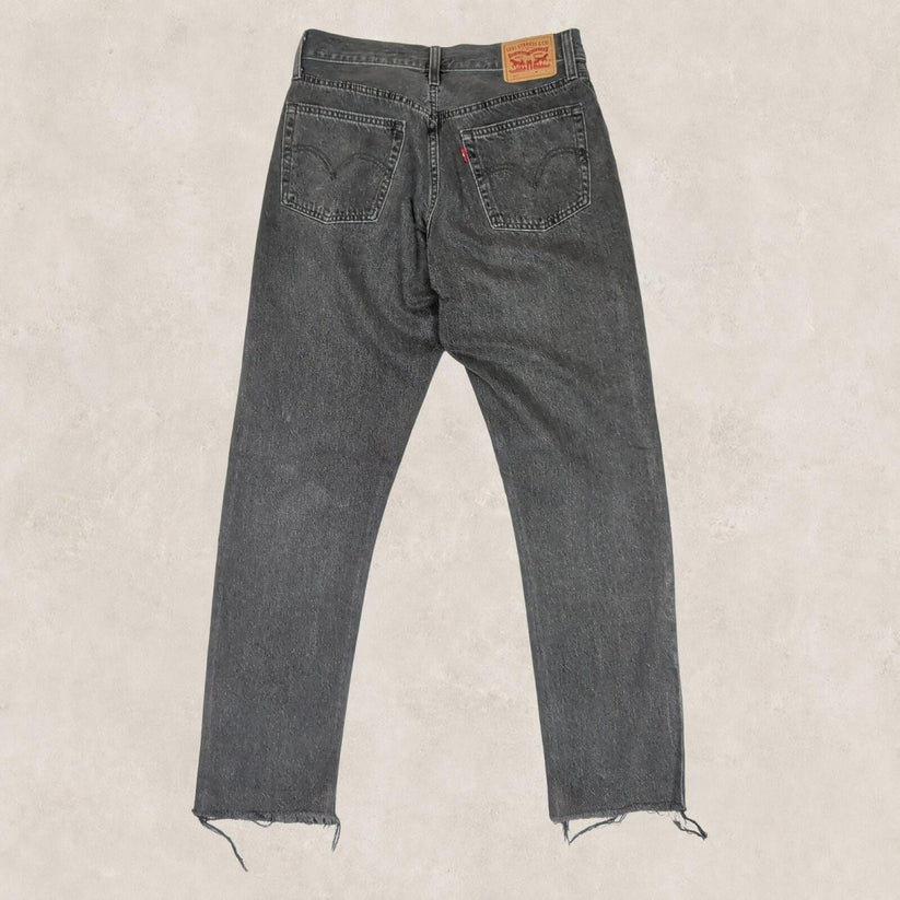 Levi’s 501 Womens Black Washed Straight Leg Jeans W28 L30 Raw Hem Denim by Levi's – | RewearableUK