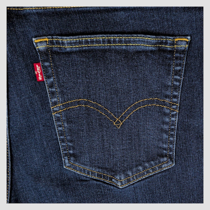 Levi's 724 High Rise Straight Jeans W32 L30 Dark Blue 26in Leg – Jeans product photo 5 | RewearableUK
