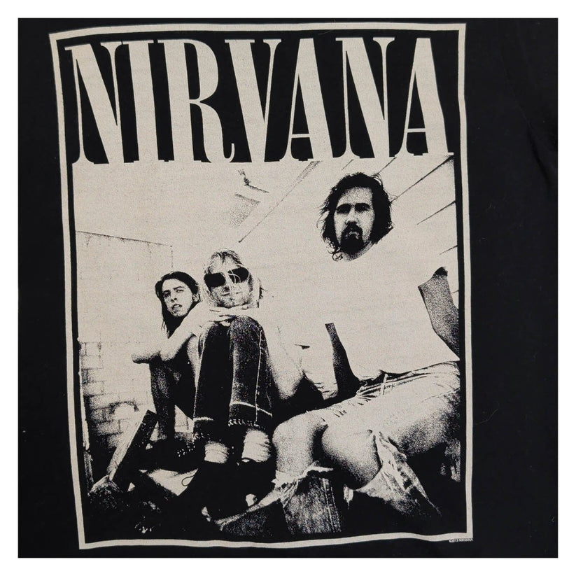 Nirvana Band T-Shirt Mens S Black 2013 Photo Graphic Grunge Rock Tee – product photo 2 | RewearableUK