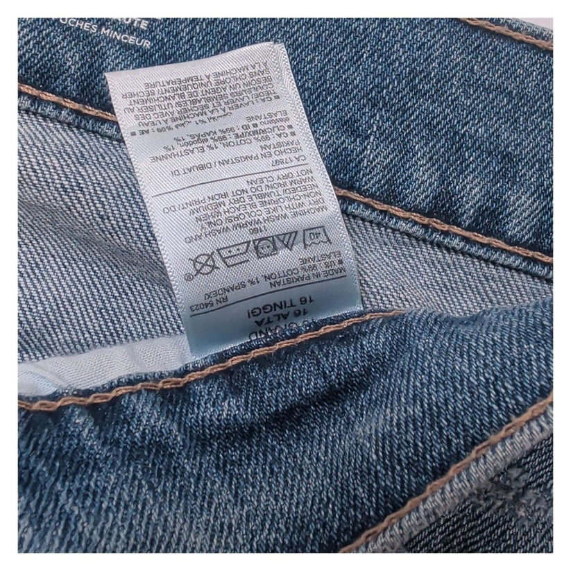 Old Navy Women's Sky-Hi Straight Jeans Size 16 Tall Blue High Rise Distressed – product photo 4 | RewearableUK