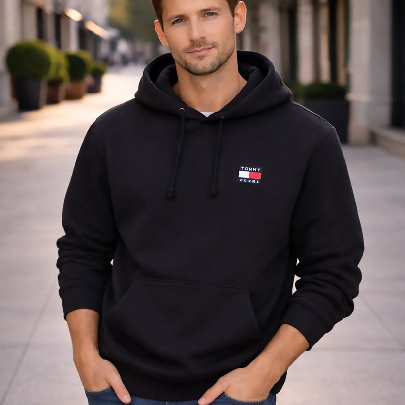 Tommy Hilfiger Logo Hoodie Black | Men's Small by Tommy Hilfiger – Sweater & Hoodie | RewearableUK