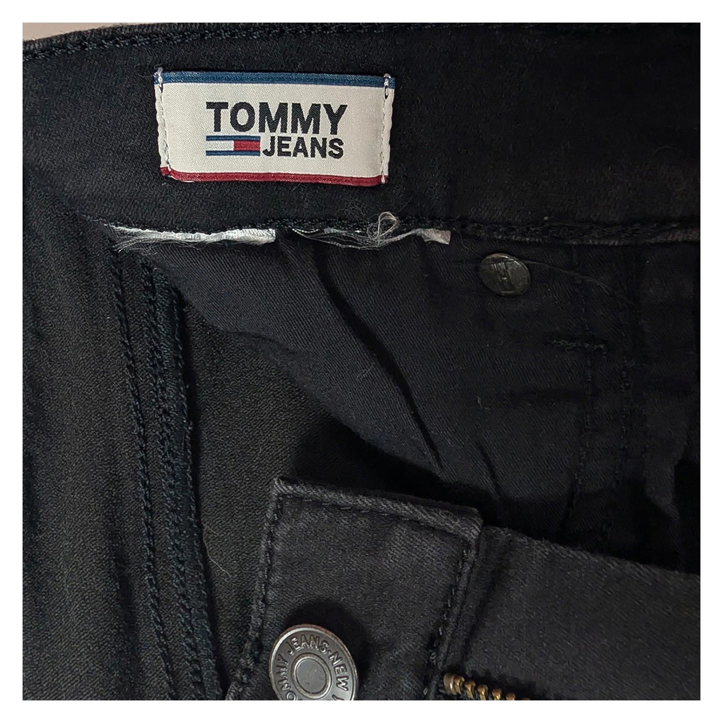 Tommy Jeans Nora Skinny Jeans Size W27 L30 Black Mid Rise Stretch Denim Womens by Tommy Hilfiger – | RewearableUK