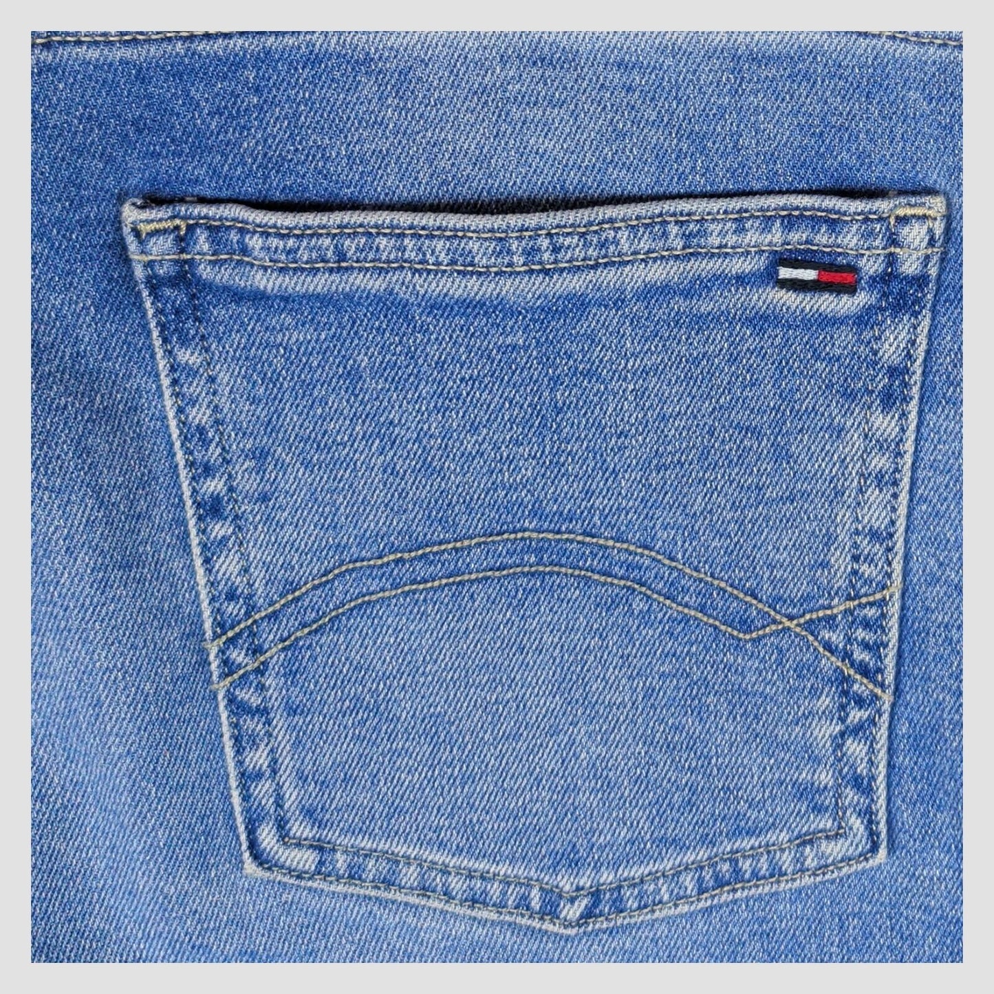 tommy jeans womens blue izzy high rise slim cropped stretch denim jeans w26 l30 by Tommy Hilfiger – JEANS | RewearableUK
