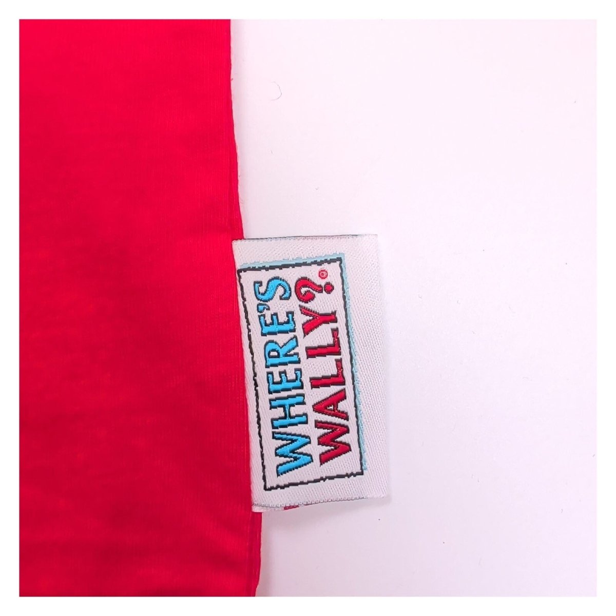 Where's Wally? Unisex T-Shirt large Red Merry Christmas Graphic – product photo 9 | RewearableUK