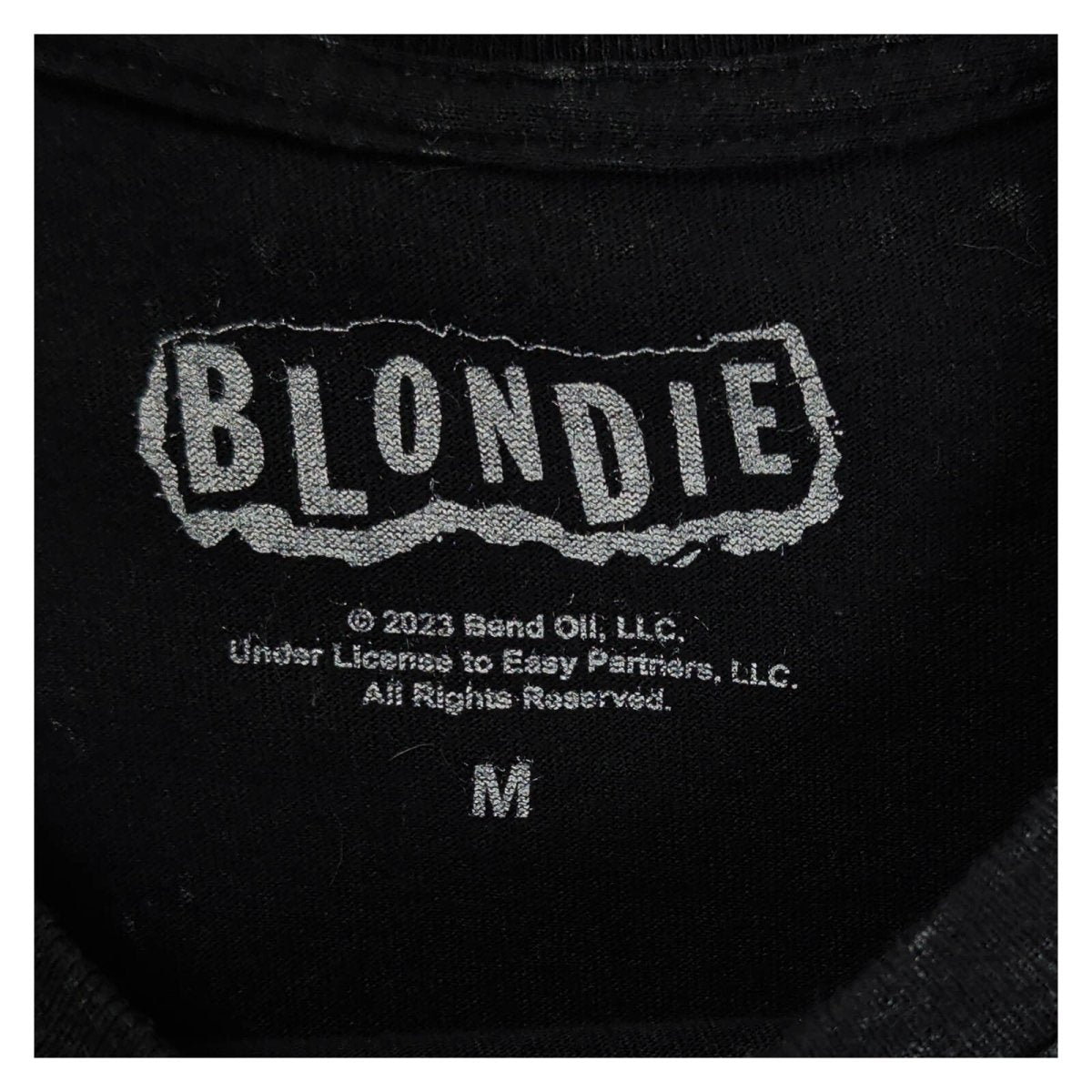 Blondie Debbie Harry 2023 T-Shirt M Black Acid Wash Official Band Tee – product photo 3 | RewearableUK
