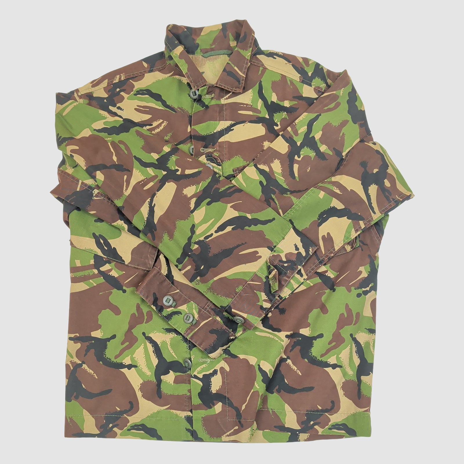 British Army DPM Combat Jacket 170/96 Medium Woodland Camo by RewearableUK – MILITARY | RewearableUK