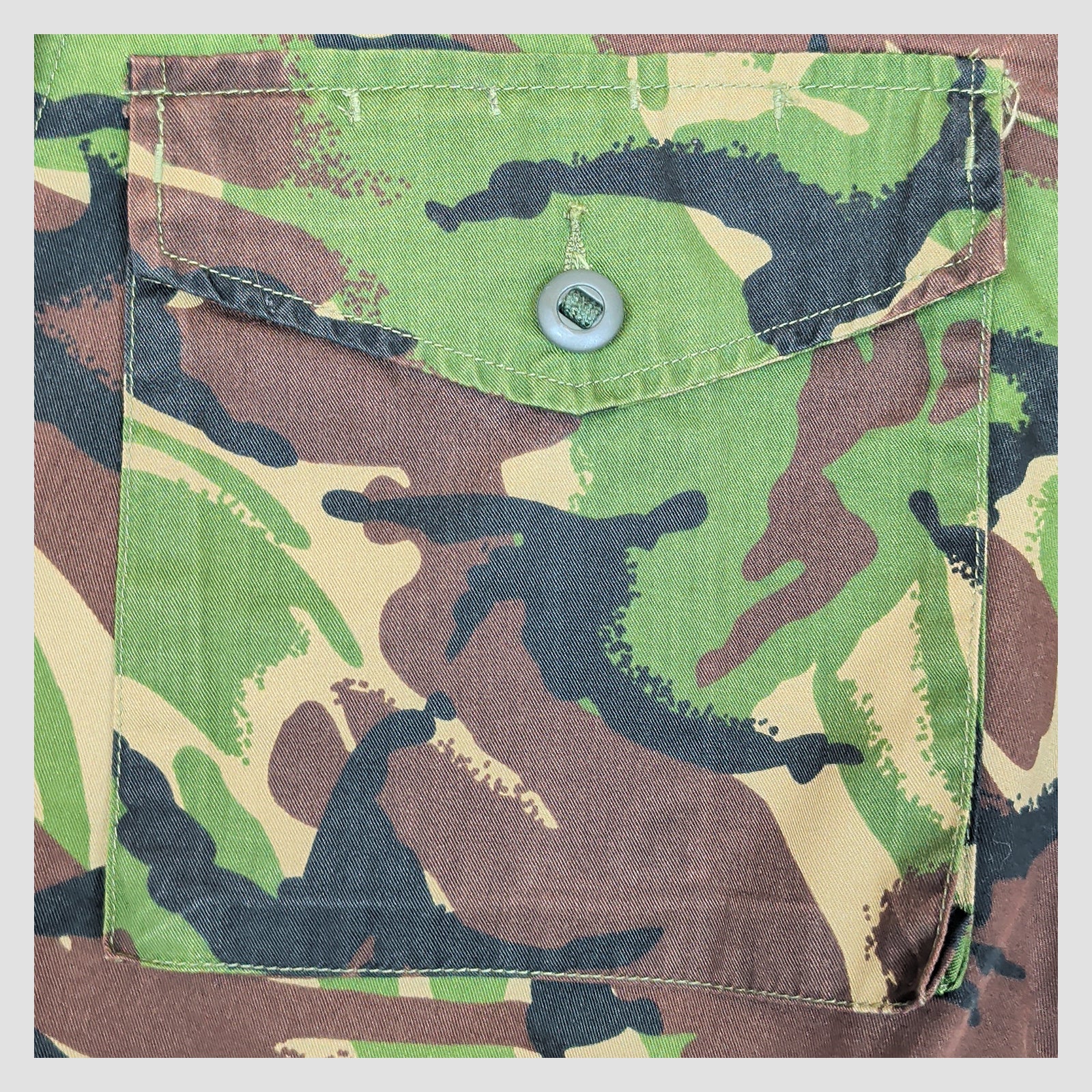 British Army DPM Combat Jacket 170/96 Medium Woodland Camo by RewearableUK – MILITARY | RewearableUK