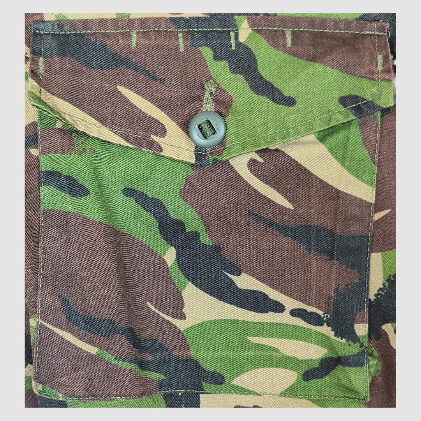 British Army Woodland DPM Lightweight Combat Jacket 170/112 Union Flag by RewearableUK – | RewearableUK