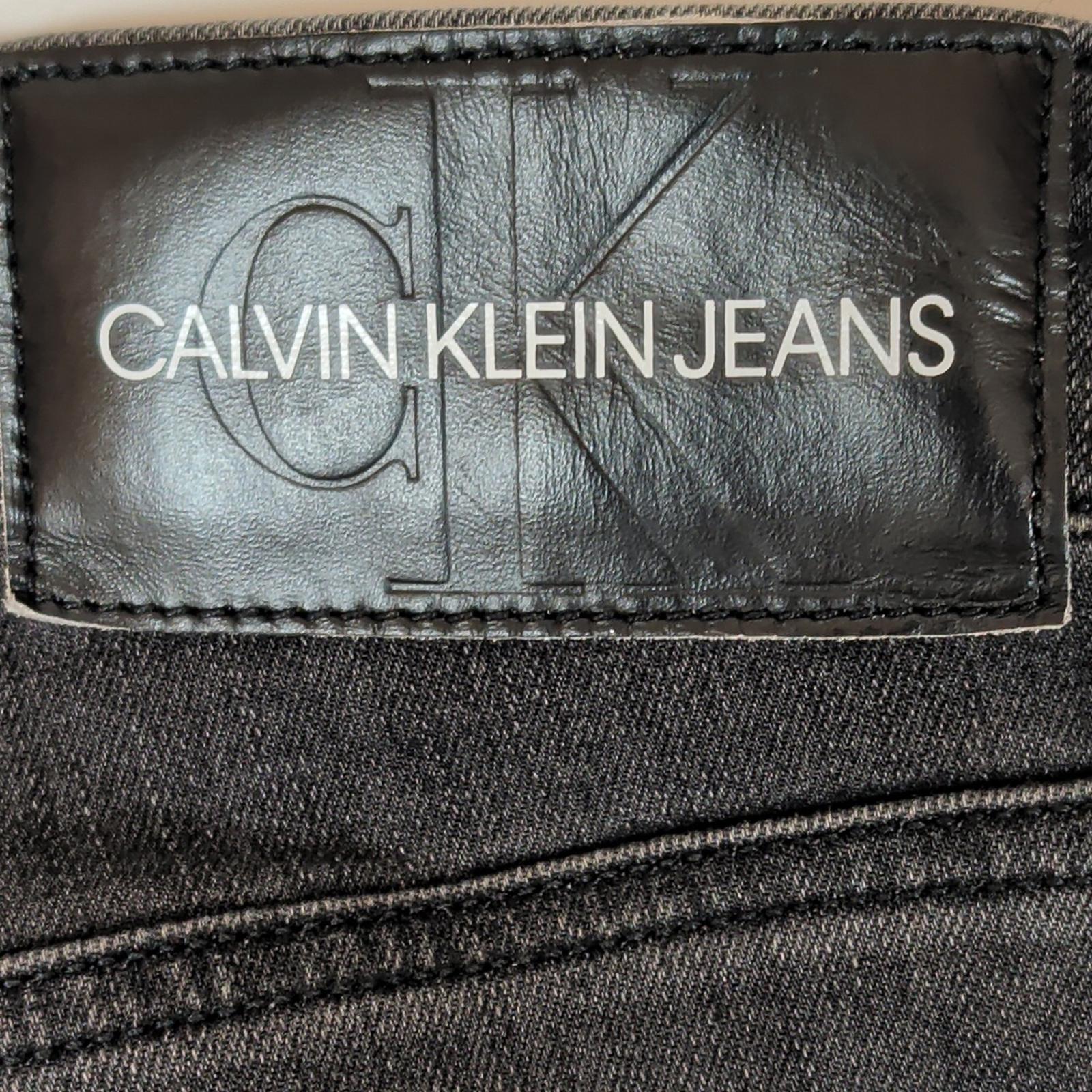 Calvin Klein Jeans Men's W32 L30 Skinny Trousers Dark Grey Denim by Calvin Klein – | RewearableUK