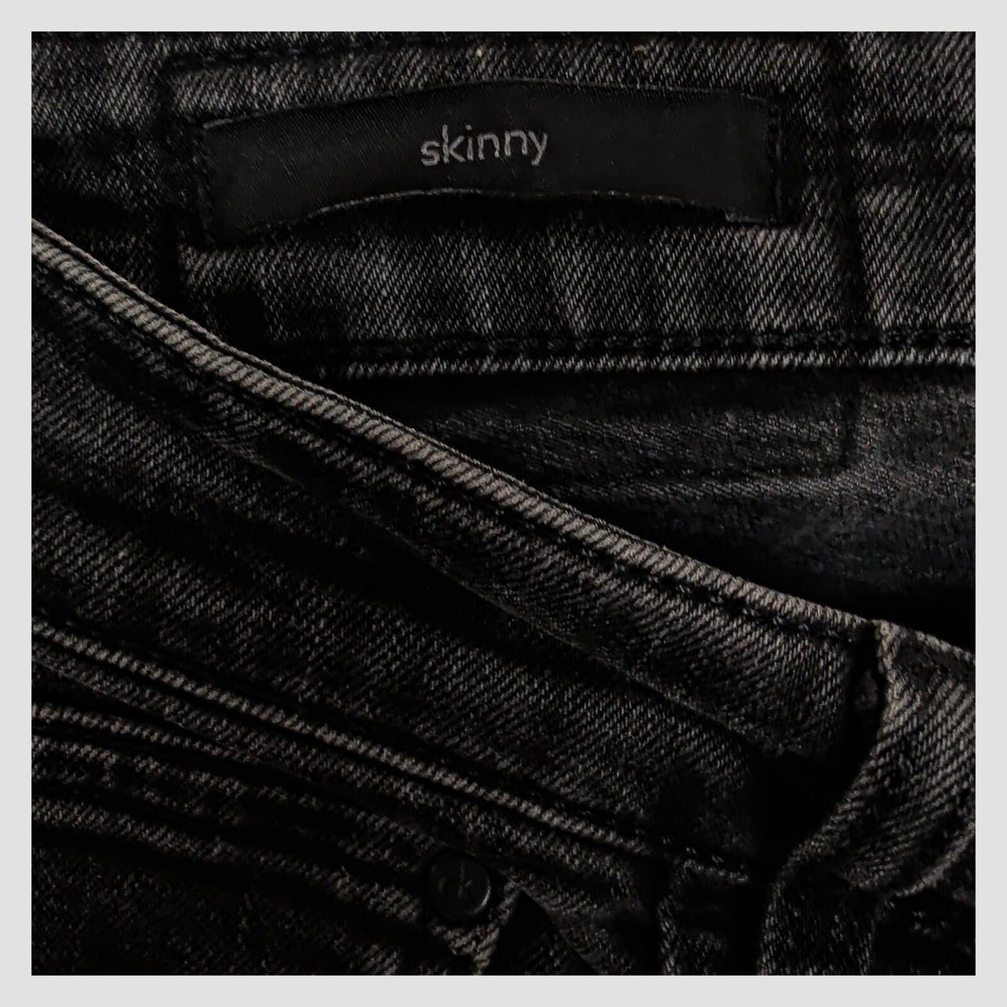 calvin klein jeans skinny black tarantula mens denim w31 l30 made in tunisia by Calvin Klein – JEANS | RewearableUK