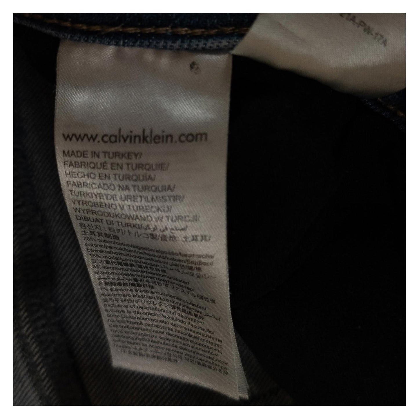 Calvin Klein Jeans Women's Thermal Skinny Ankle W26 L30 Blue Ripped Distressed by Calvin Klein – | RewearableUK