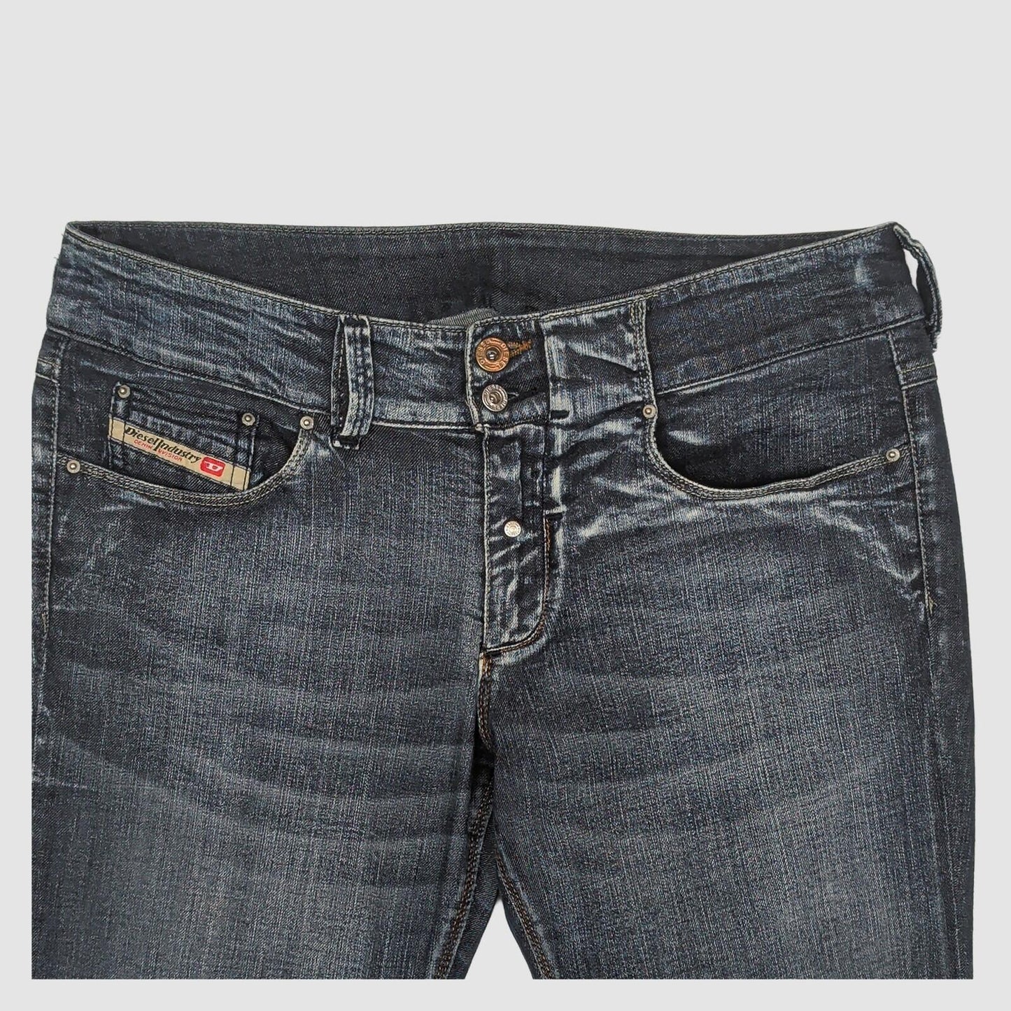 Diesel The Brave Women’s Blue Bootcut Flare Jeans W32 Made In Italy by DIESEL – JEANS | RewearableUK