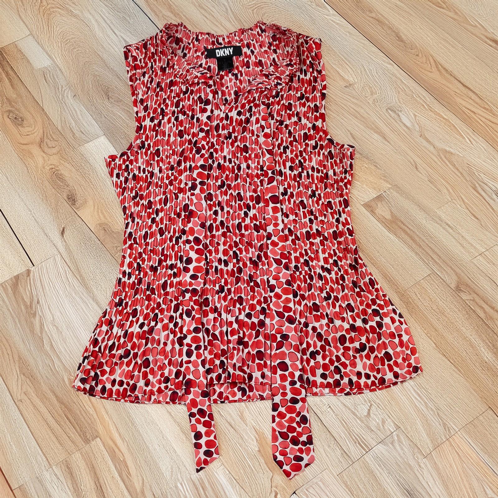 DKNY Woman Red Pleated Blouse Size XL Plissé Abstract Print Tie Hem Sleeveless by DKNY – | RewearableUK