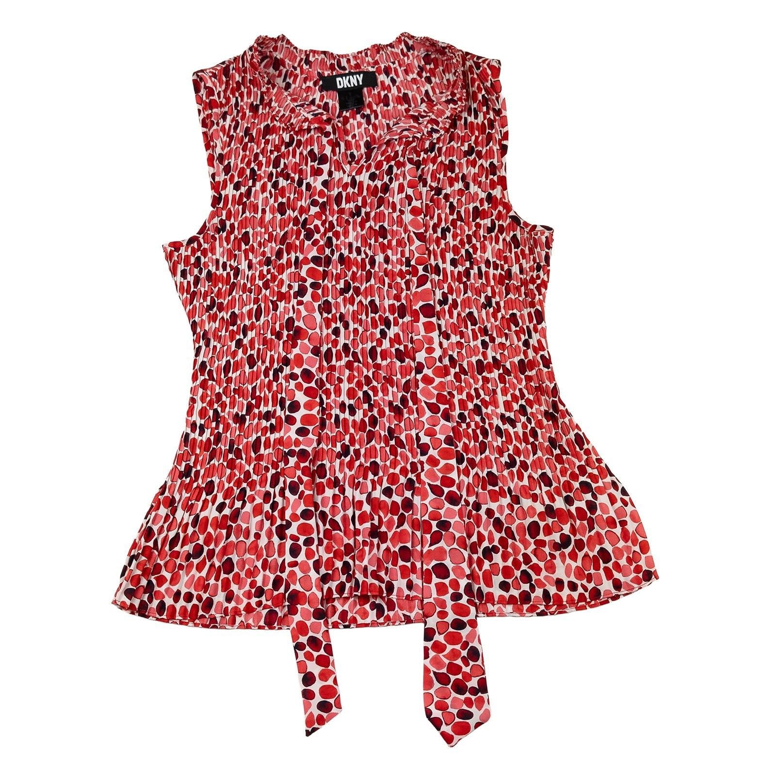 DKNY Woman Red Pleated Blouse Size XL Plissé Abstract Print Tie Hem Sleeveless by DKNY – | RewearableUK