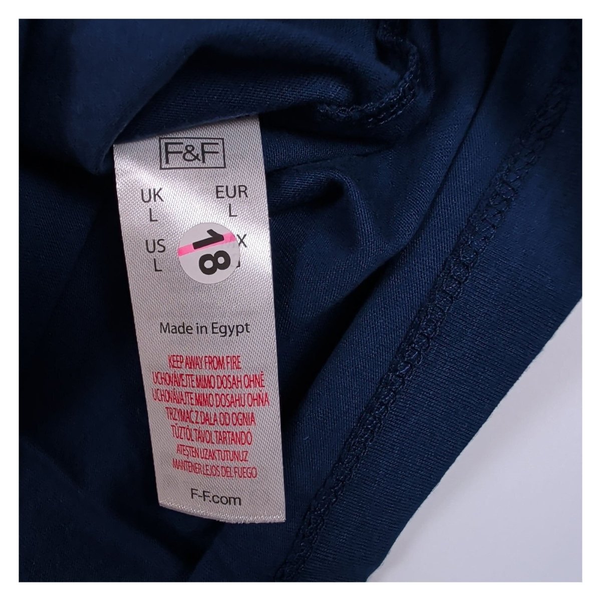 F&F Men's T-Shirt L Navy Raised By Elves ELF Graphic 100% Cotton – product photo 7 | RewearableUK