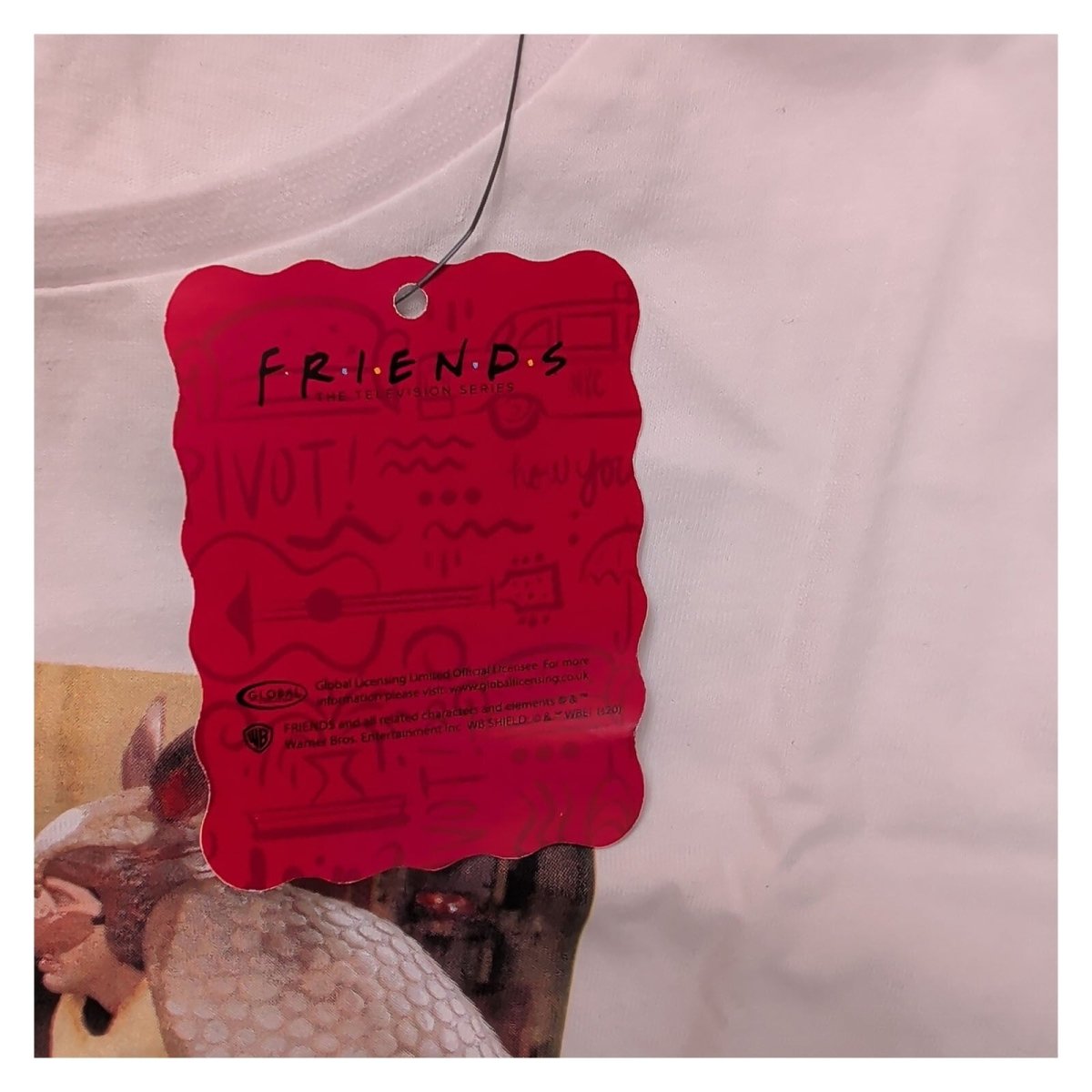 Friends Women's T-Shirt Size 18 White Holiday Armadillo Graphic 100% Cotton – product photo 3 | RewearableUK