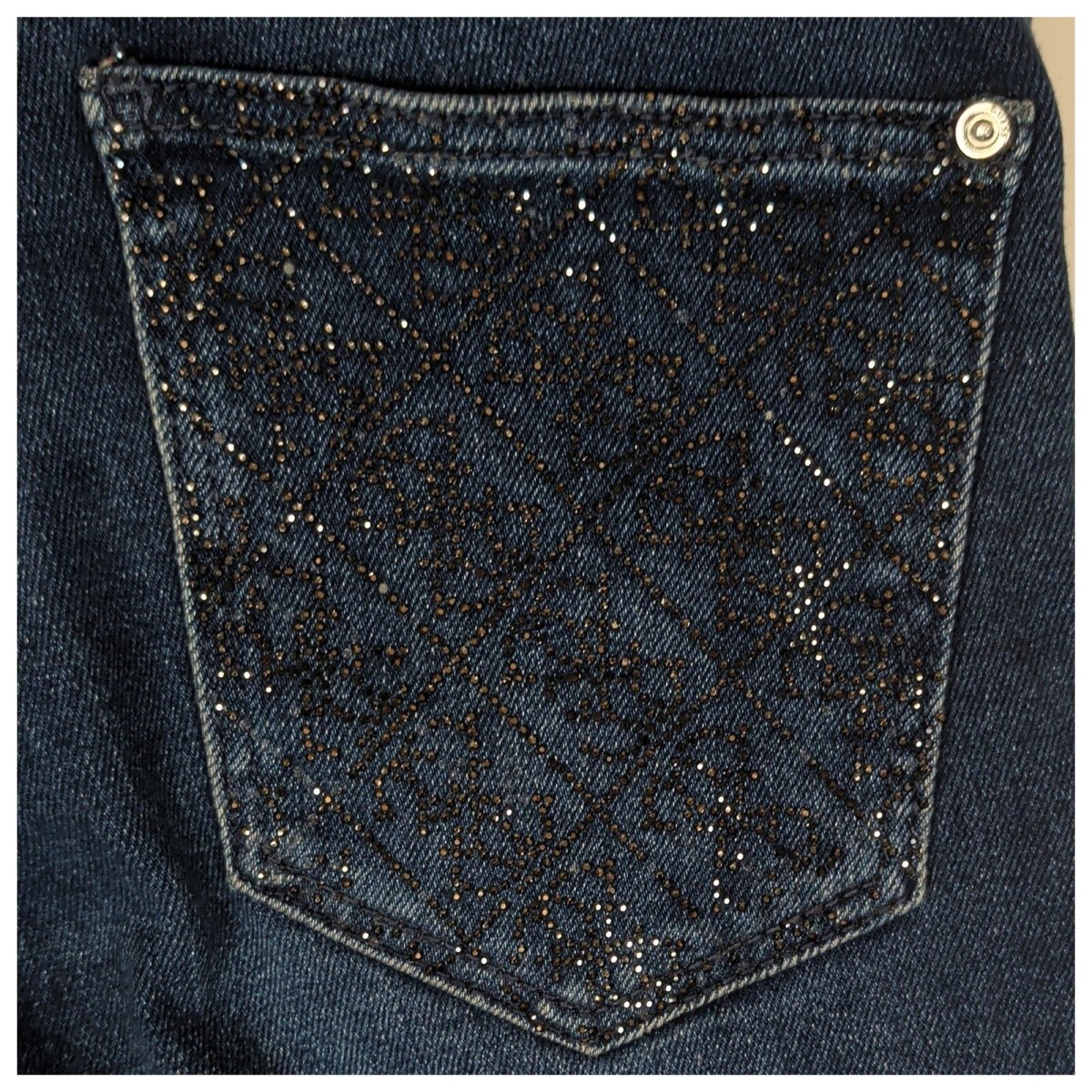 Guess 1981 Skinny High Women’s Jeans W24 Dark Blue Rhinestone Denim by GUESS – | RewearableUK