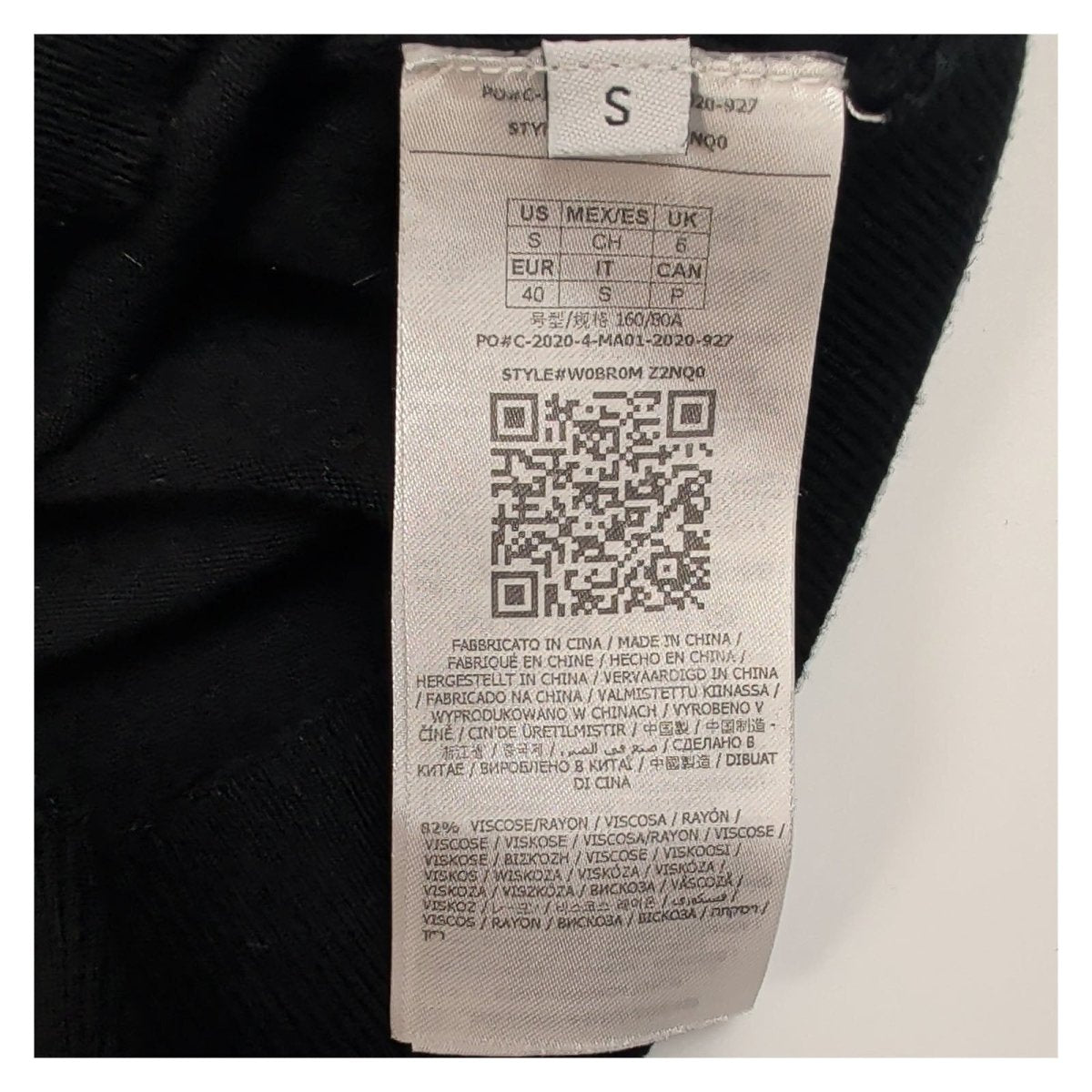 Guess Women Jumper S Black Studded Logo 82% Viscose 16% Polyamide 2% Elastane – product photo 5 | RewearableUK