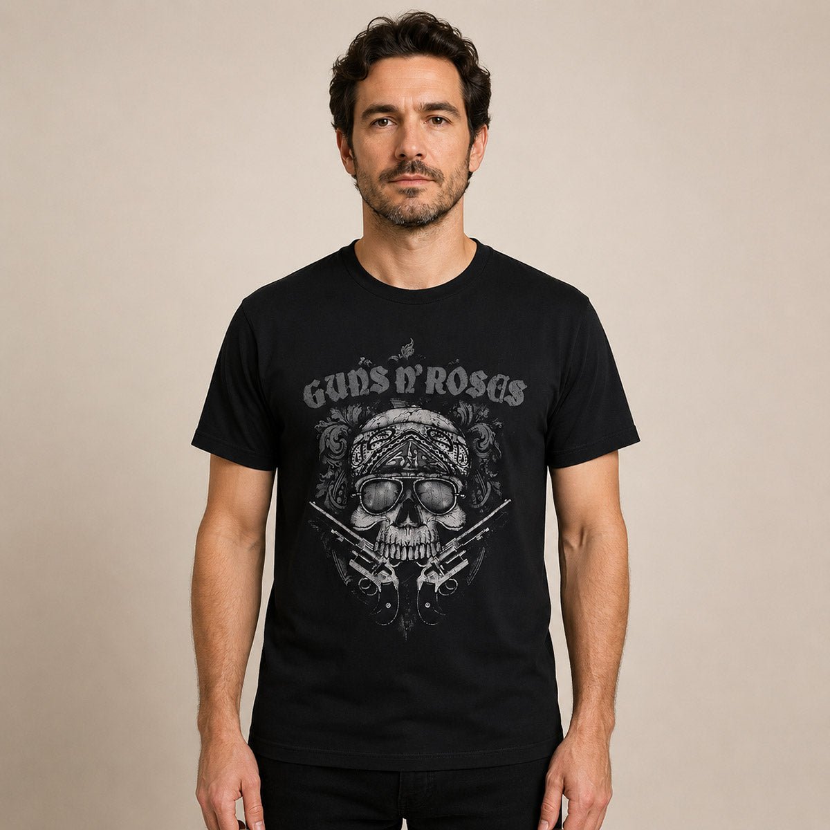 Guns N' Roses Bandana Skull T-Shirt XL Black Gildan – product photo 1 | RewearableUK