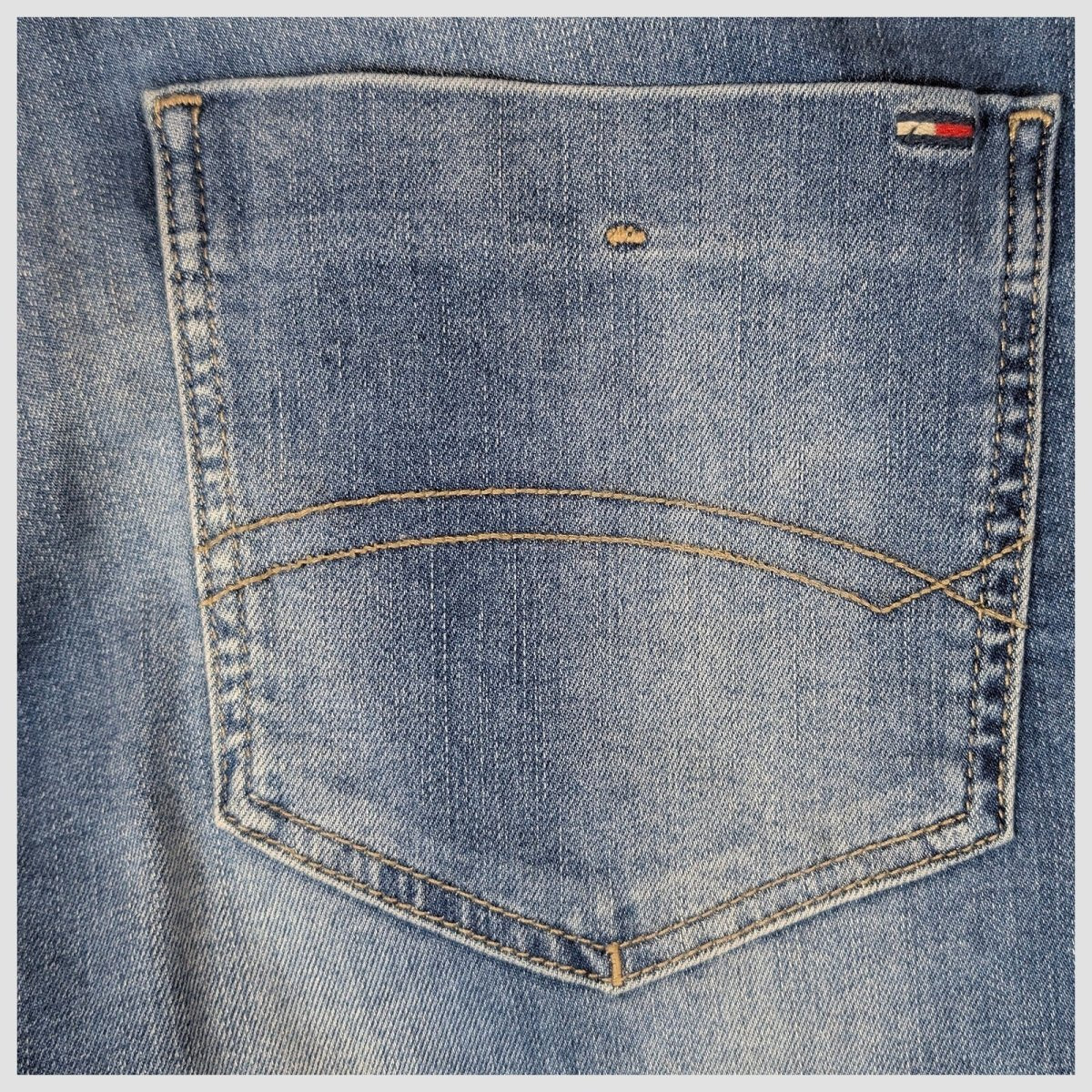 Hilfiger Denim Mens Jeans W30 L30 Blue Slim Straight Faded Medium Wash – product photo 4 | RewearableUK