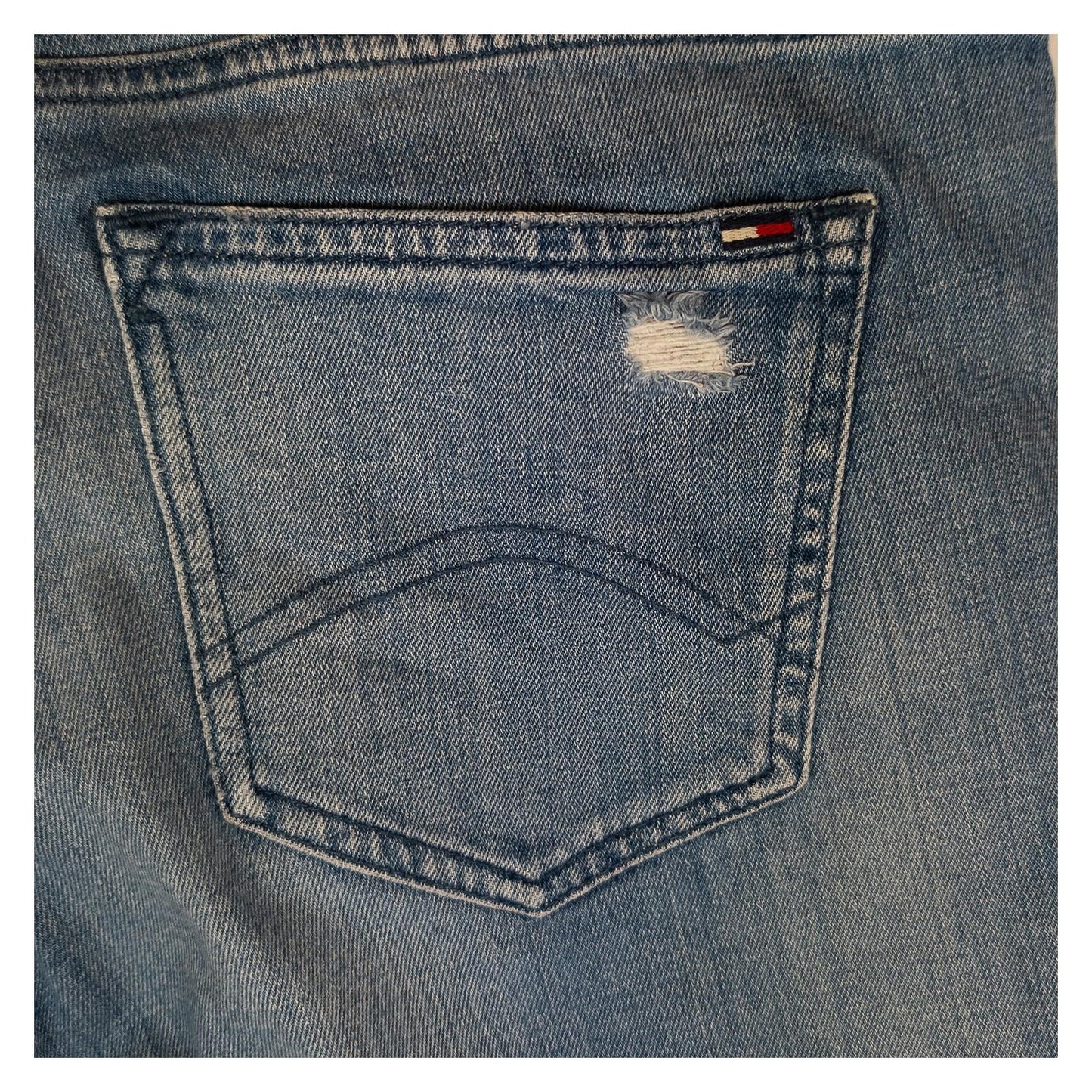 Hilfiger Denim Milan Jeans W30 L32 Light Blue Straight Fit Distressed Ripped by Hilfiger Denim – | RewearableUK
