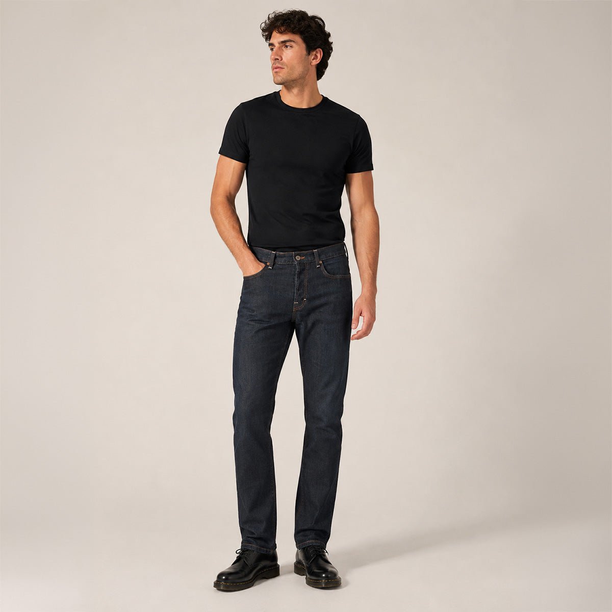 Hugo Boss Men's Stretch Regular Fit Jeans Dark Blue W34 L32 by Hugo Boss – JEANS | RewearableUK