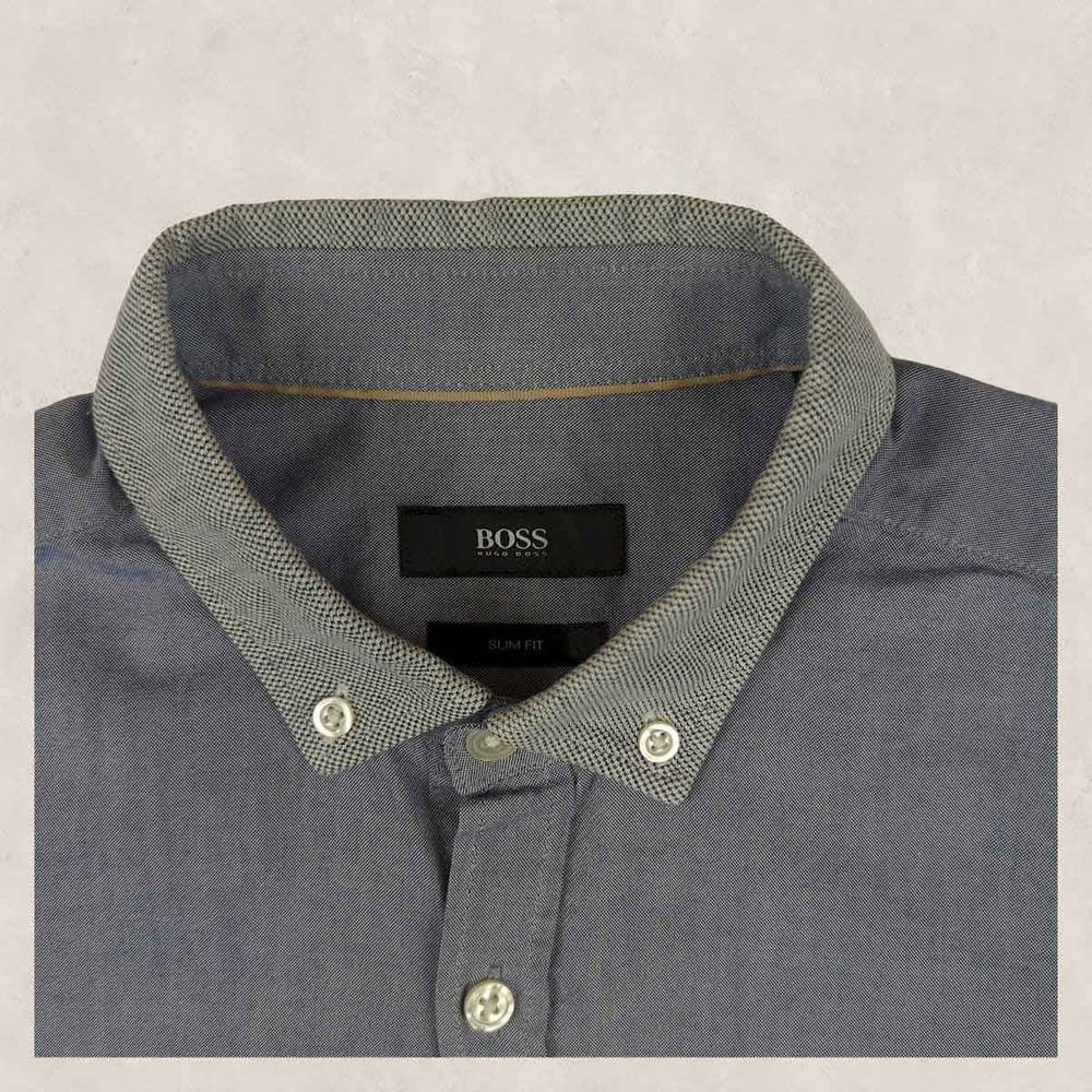 Hugo Boss Slim Fit Short Sleeve Shirt Blue White | Men's Small – Shirt product photo 3 | RewearableUK