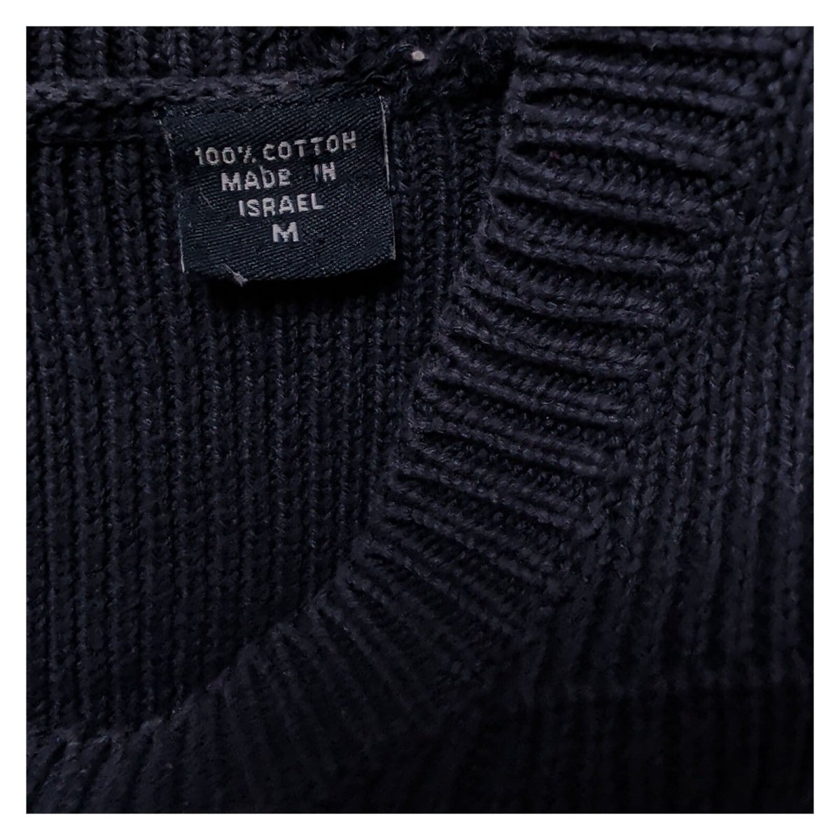 Izod Men's Jumper Medium Navy Blue Embroidered Logo 100% Cotton – product photo 3 | RewearableUK