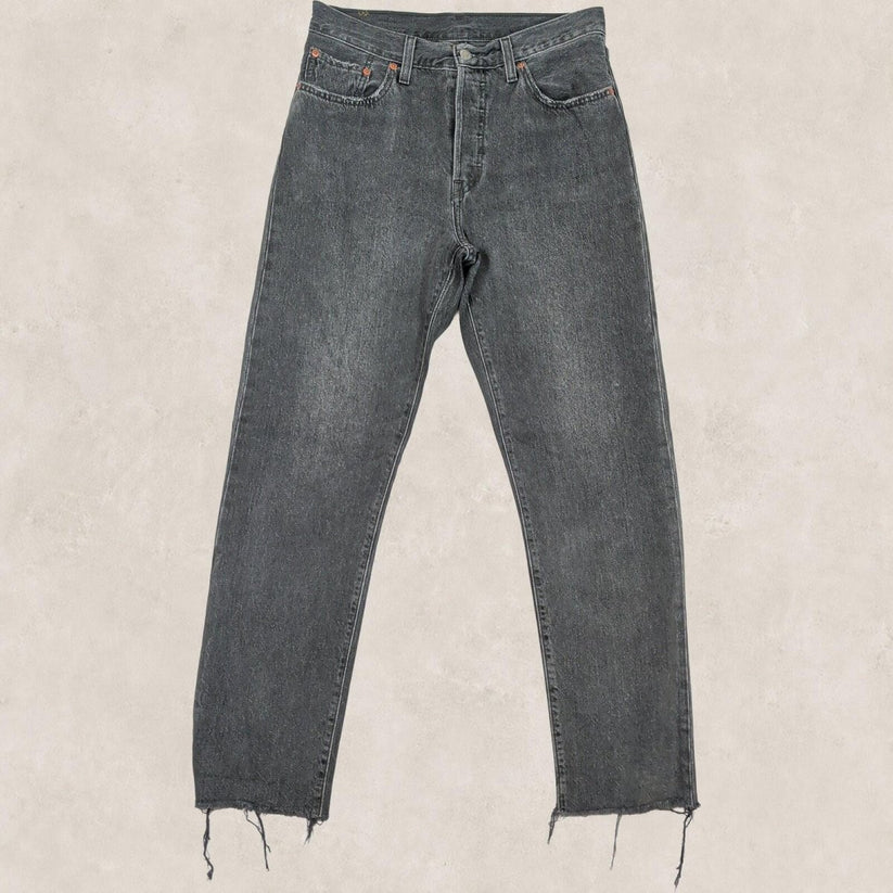 Levi’s 501 Womens Black Washed Straight Leg Jeans W28 L30 Raw Hem Denim by Levi's – | RewearableUK