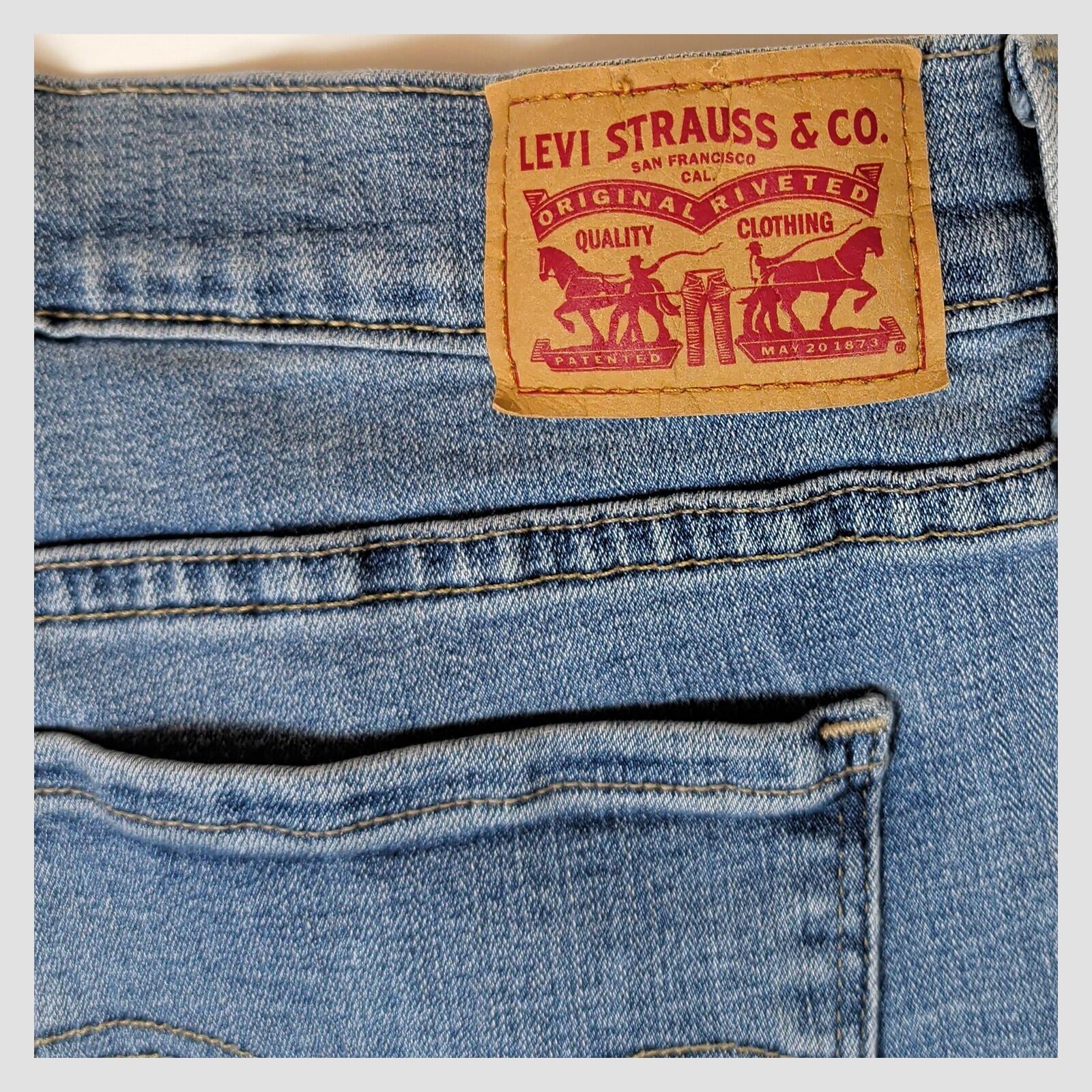 Levi’s 505 Straight Womens Light Wash Jeans W33 L30 Blue Denim Regular by Levi's – | RewearableUK