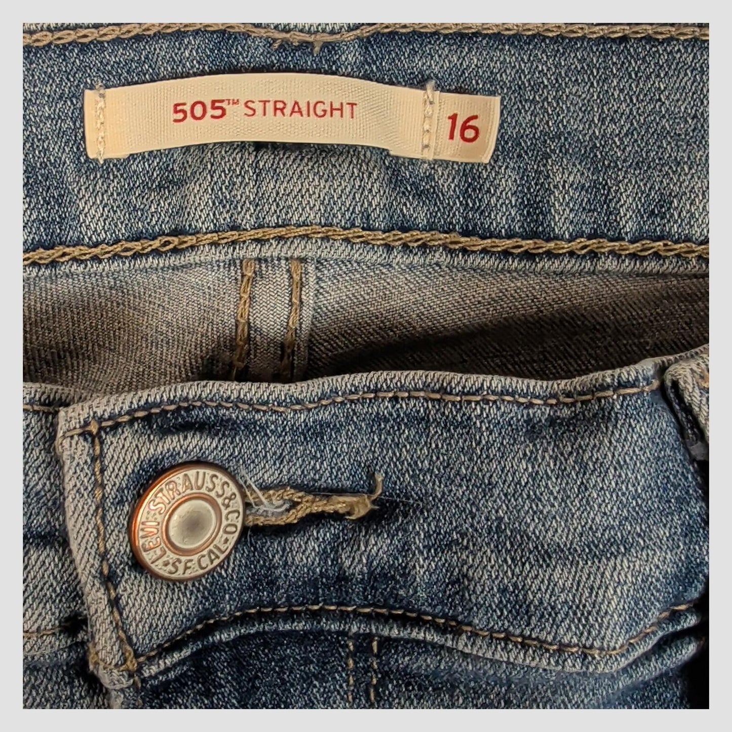Levi’s 505 Straight Womens Light Wash Jeans W33 L30 Blue Denim Regular by Levi's – | RewearableUK