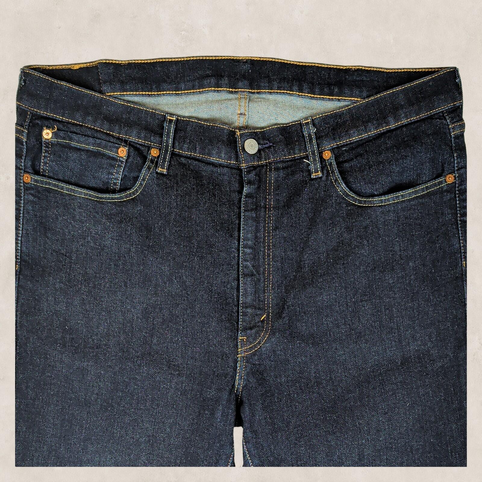 Levis 514 Mens Dark Blue Straight Fit Jeans W40 L32 by Levi's – | RewearableUK