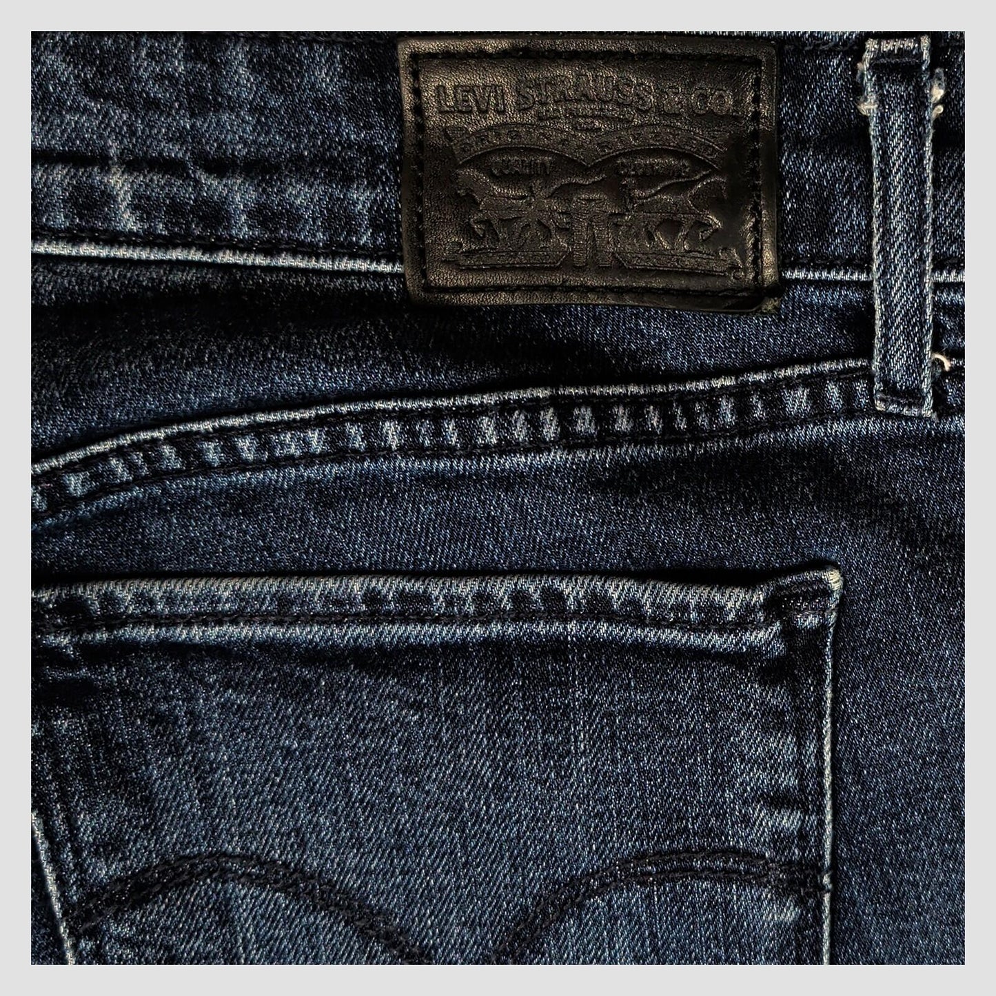 Levi’s 712 Womens Slim Jeans W30 L32 Dark Blue Stretch Denim by Levi's – | RewearableUK