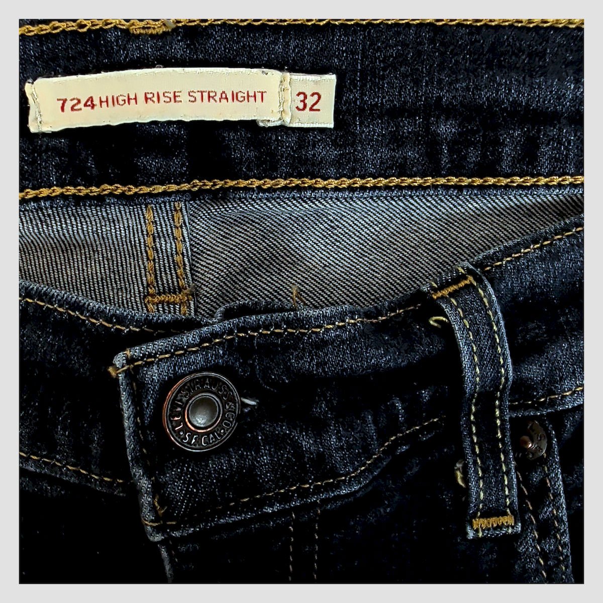 Levi's 724 High Rise Straight Jeans W32 L30 Dark Blue 26in Leg – Jeans product photo 8 | RewearableUK