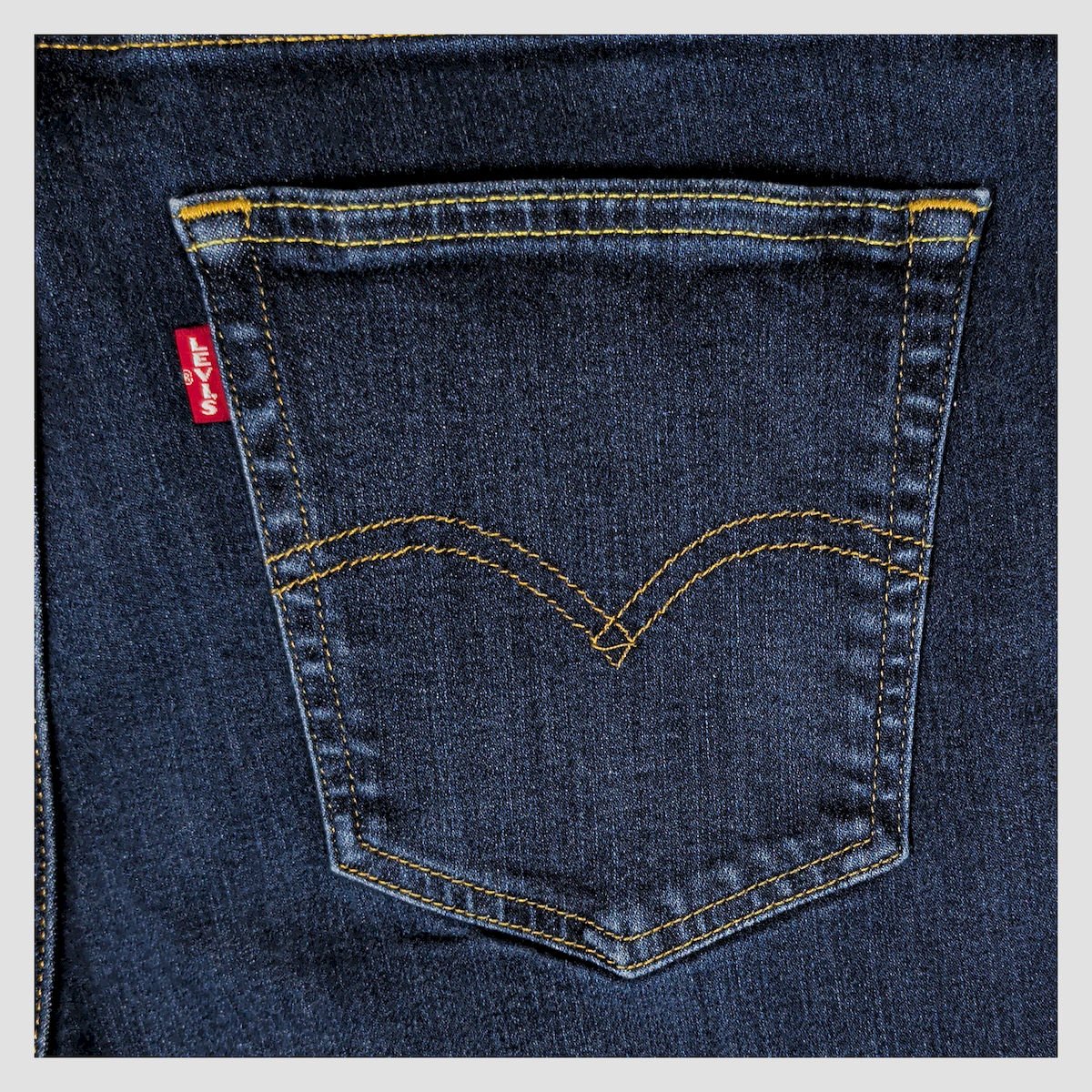 Levi's 724 High Rise Straight Jeans W32 L30 Dark Blue 26in Leg – Jeans product photo 5 | RewearableUK