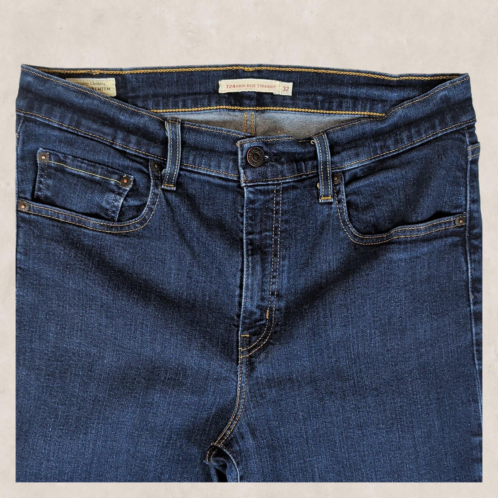 Levi’s Premium 724 High Rise Straight Jeans W32 L30 Dark Blue Stretch Denim by Levi's – | RewearableUK