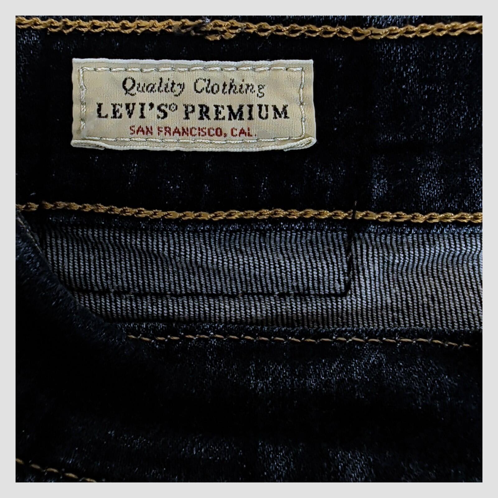 Levi’s Premium 724 High Rise Straight Jeans W32 L30 Dark Blue Stretch Denim by Levi's – | RewearableUK