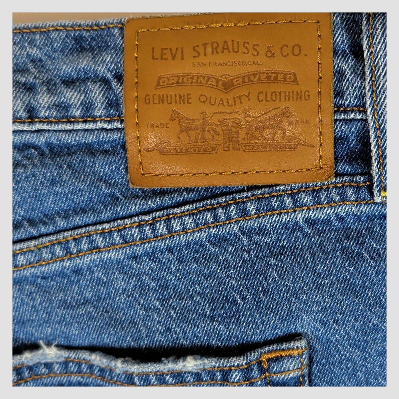 Levi’s Womens Ribcage Straight Ankle Jeans W34 Light Blue Denim by Levi's – | RewearableUK