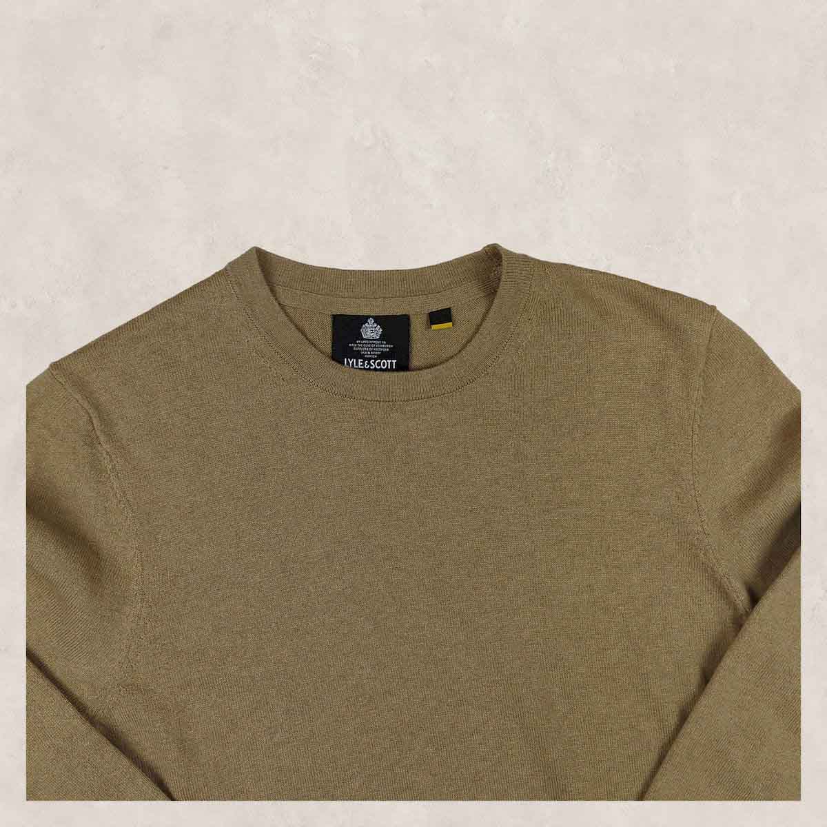 Lyle & Scott Men's Jumper in Brown | Size M by Lyle & Scott – Sweater & Hoodie | RewearableUK