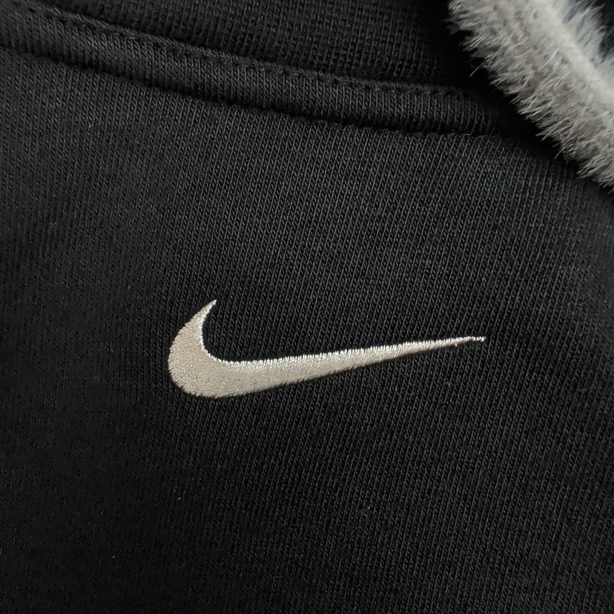 Nike Women's Cropped Hoodie L Black Grey – product photo 4 | RewearableUK