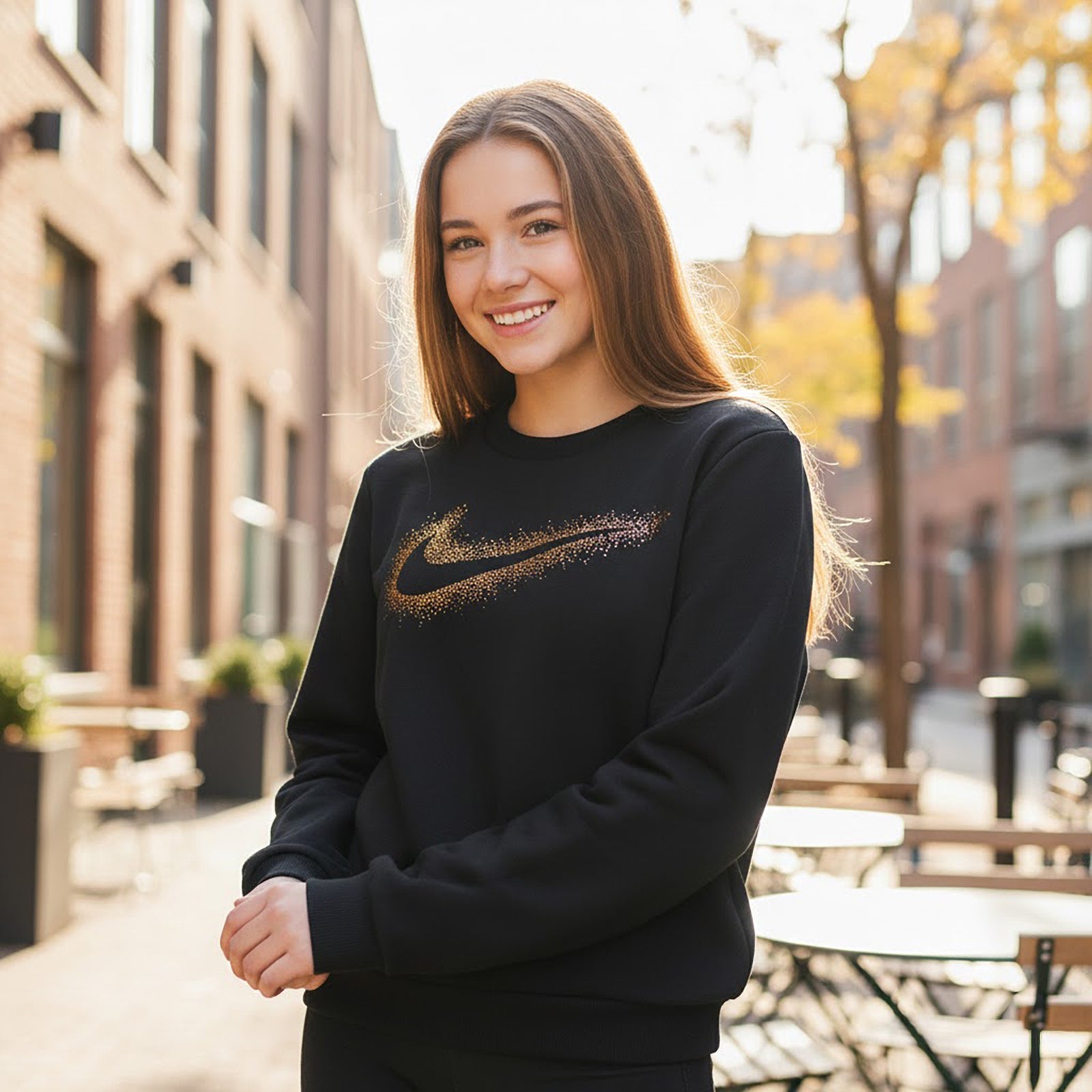 Nike Girls' Sweatshirt with Gold Logo | Black | XL (156 - 166cm) by Nike – Sweater & Hoodie | RewearableUK