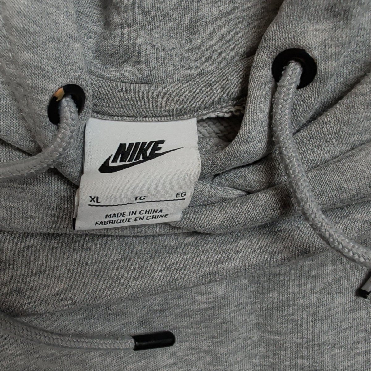 Nike Men's Embroidered Swoosh Hoodie XL Grey – product photo 4 | RewearableUK