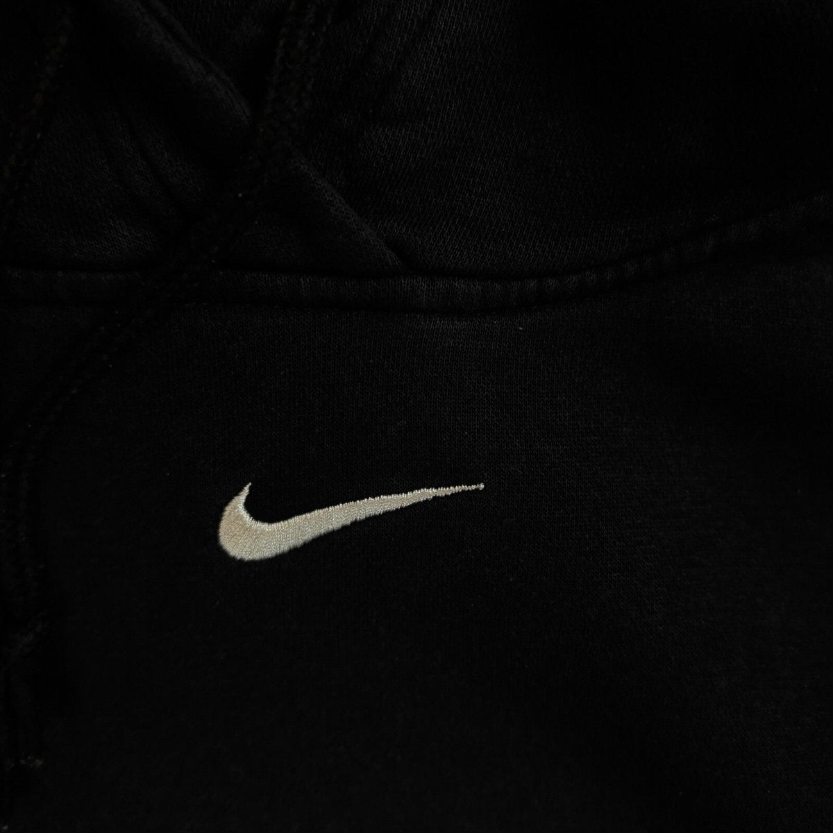 Nike Men's Embroidered Swoosh Hoodie XS Black – product photo 3 | RewearableUK