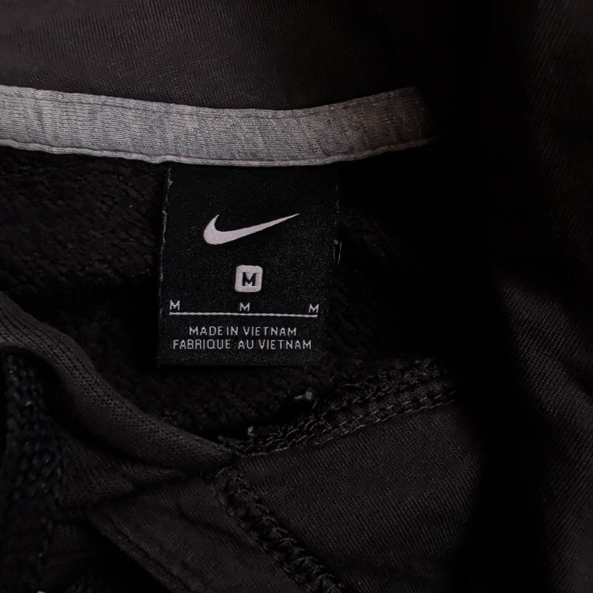 Nike Men's Wood Basketball Graphic Hoodie M Black – product photo 5 | RewearableUK