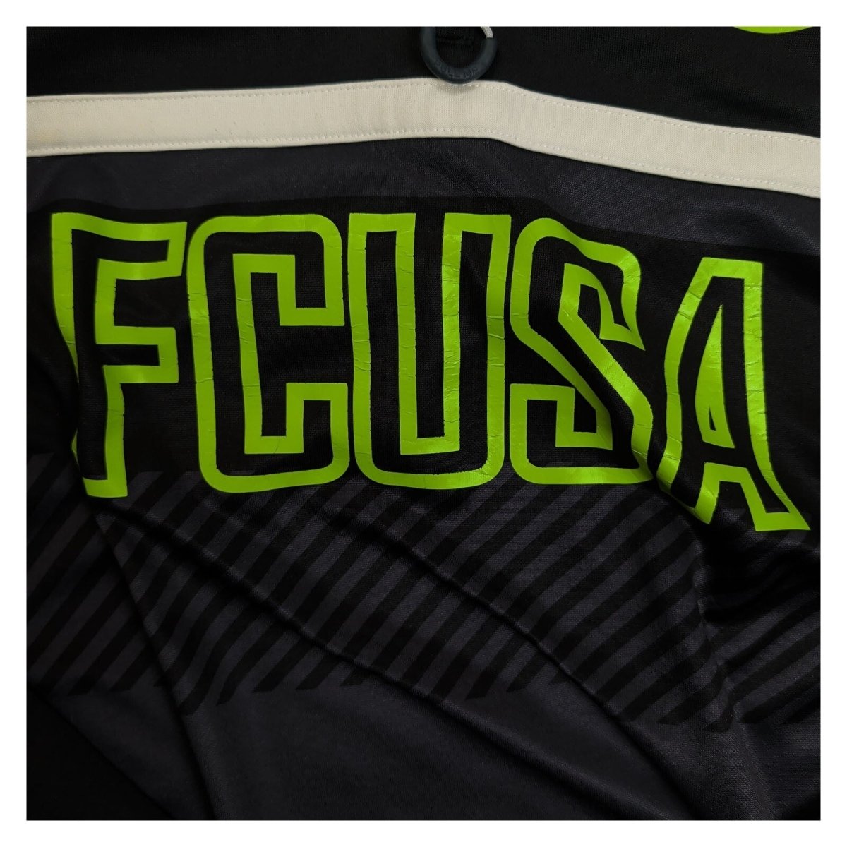 Puma Men's Jacket M Black FCUSA Graphic Sportswear – product photo 4 | RewearableUK