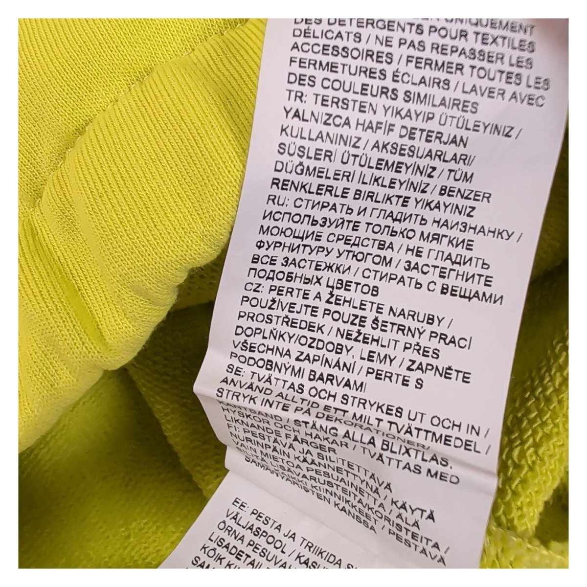 Puma Women's Cropped Sweatshirt XS Yellow Logo Printed Cotton Blend – product photo 7 | RewearableUK