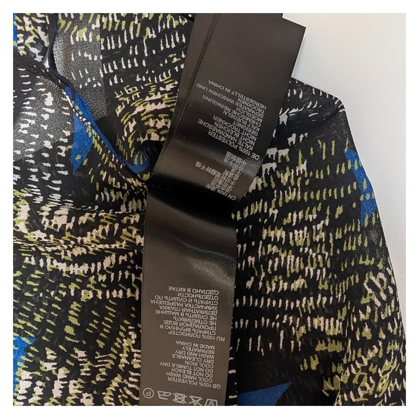 Reiss Lea Blouse UK 8 Abstract Green Blue Print Long Sleeve Shirt Top Office Wor by Reiss – | RewearableUK